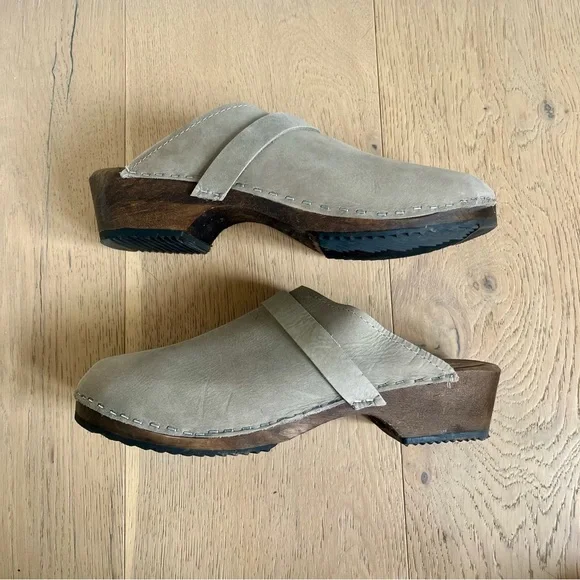 Lotta From Stockholm Classic Taupe Ouled Nubuck w/ Brown Base Swedish Clogs - Picture 1 of 10